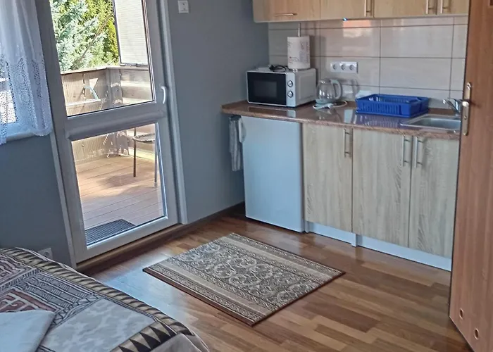 בית אירוח Goscinne Surfinia